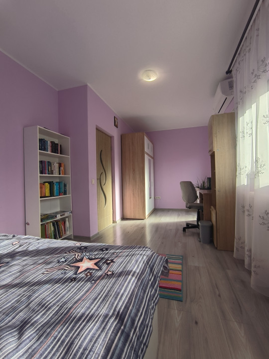 Casa duplex cu trei camere in Valea Adanca, langa Fundatia Omenia