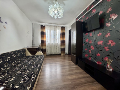 Apartament 1 Camera Decomandat - Pacurari, Moara de Foc