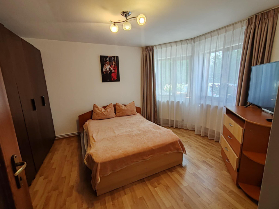 Casa de vanzare cu 4 camere, in centrul comunei Holboca, Iasi