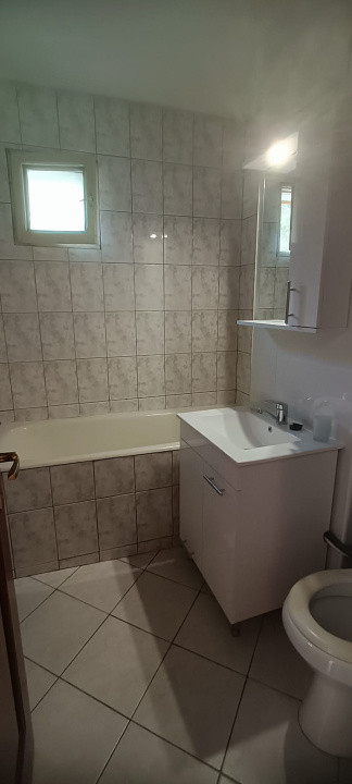 Închiriere apartament 3 camere, spațios și modern – Târgu Cucu