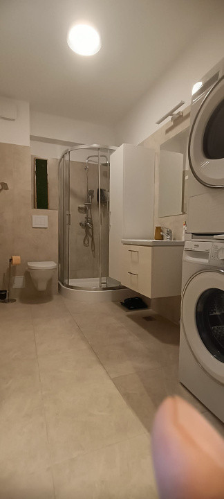 Garsonieră modernă, complet utilată situata pe Splai Bahlui