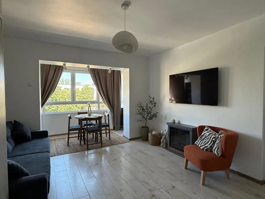 Apartament 2 camere ultracentral, complet mobilat și utilat – Podu Roș