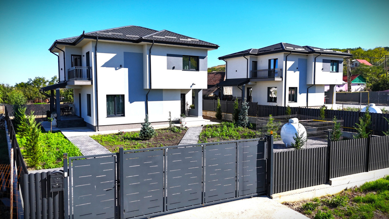 Vilă Individuală P+M, 4 Camere, 2 Băi - Lețcani, Banu