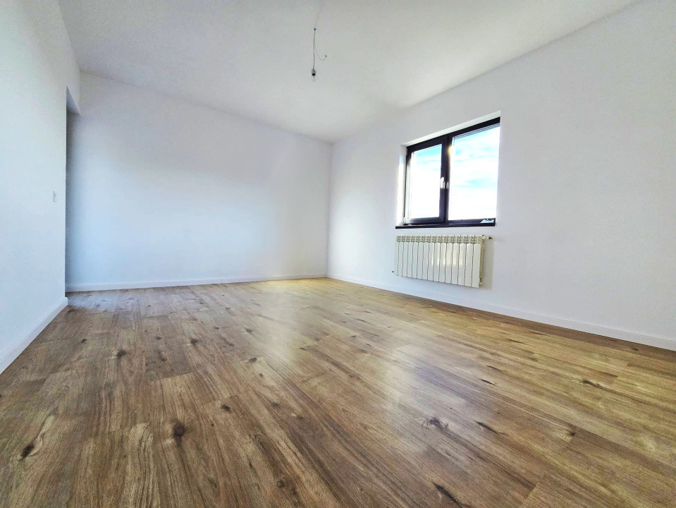 Vilă Individuală P+M, 4 Camere, 2 Băi - Lețcani, Banu