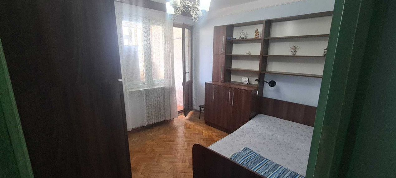 Apartament cu 2 cam D, zona Casa Sindicatelor, Podu Ros