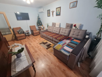 Apartament 4 camere decomandat, et. 1/4,  81 mp. Frumoasa, Diminetii