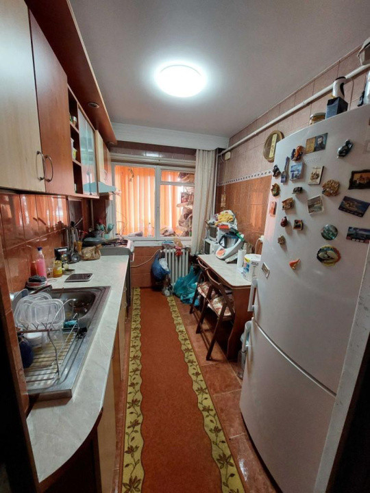 Apartament cu 2 camere semidecomandate, zona Piata Nicolina, Jumbo