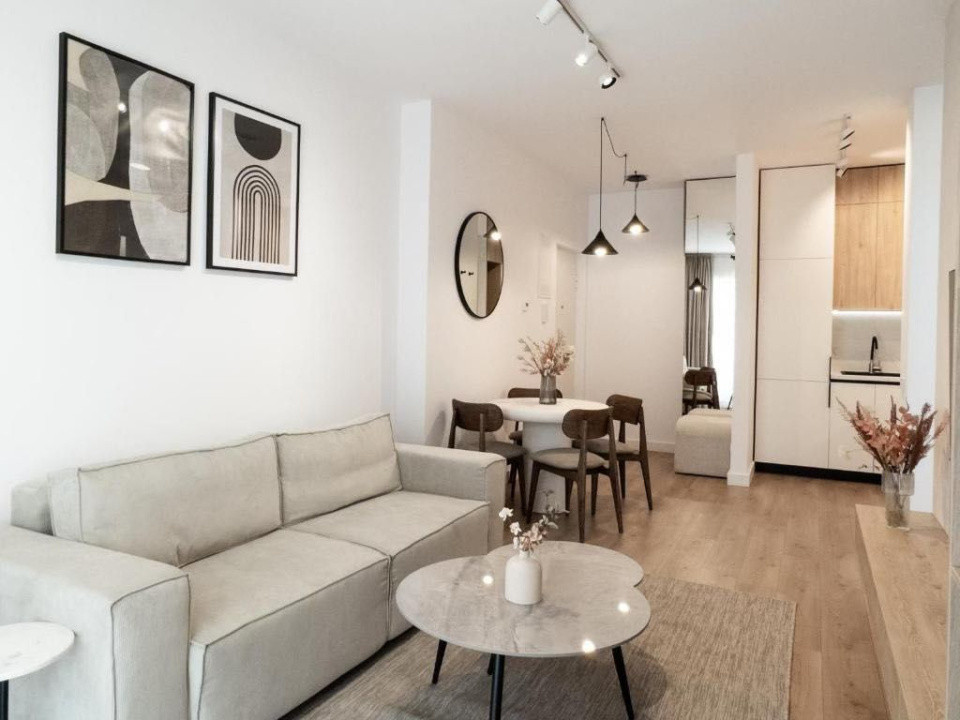 Inchiriere apartament 2 camere SILK DISTRICT Iasi cu parcare 