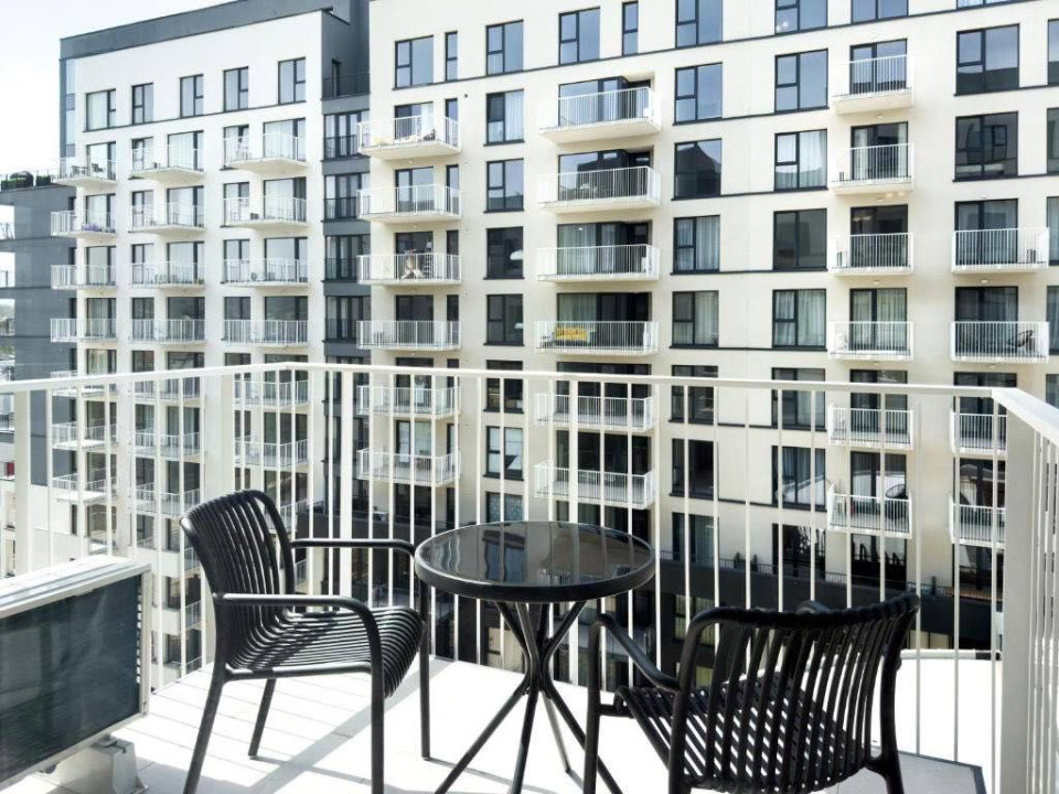 Inchiriere apartament 2 camere SILK DISTRICT Iasi cu parcare 