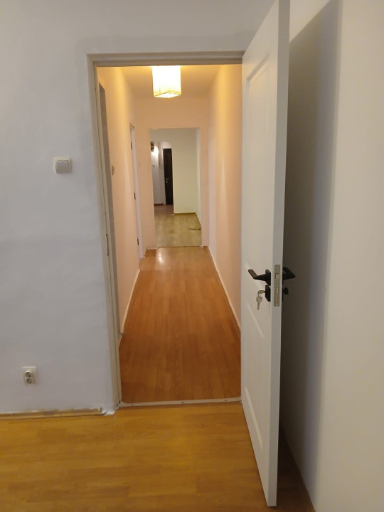 Apartament cu 3 camere in Tatarasi, str Ion Creanga, etaj 2