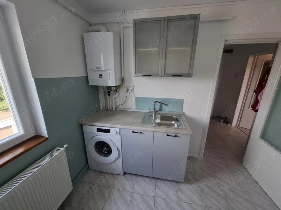 Apartament 1 camera Zona Gara, decomandat, et 3 din 4, spatios!