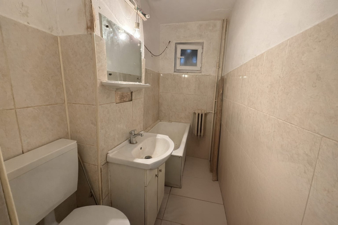 Apartament cu 2 camere decomandate in Nicolina 1, et 3 din 4 ,renovat