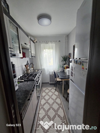 Apartament cu 2 camere semidecomandat in Zimbru, renovat, mobilat si utilat!