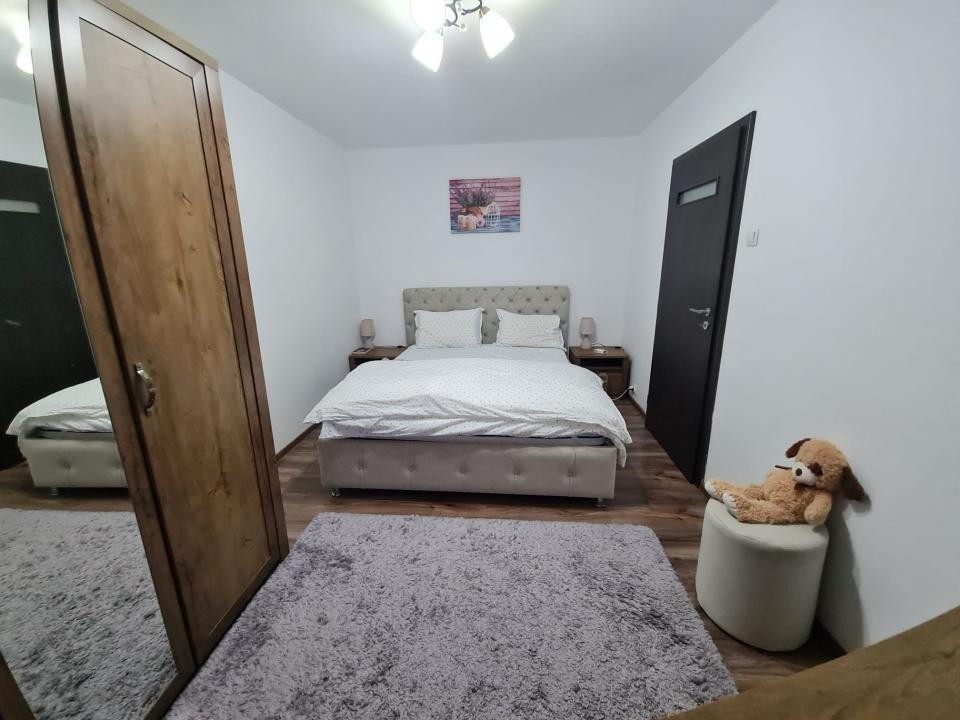 Apartament ultrafinisat cu balcon, la parter, in Pod de Piatra, fara risc!