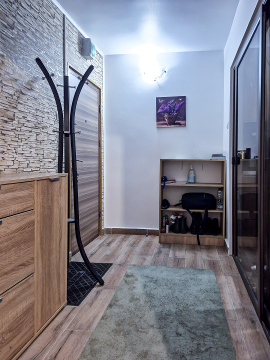 Zero comision!  Ultrafinisat cu balcon, 2 camere, in Pod de Piatra, fara risc!