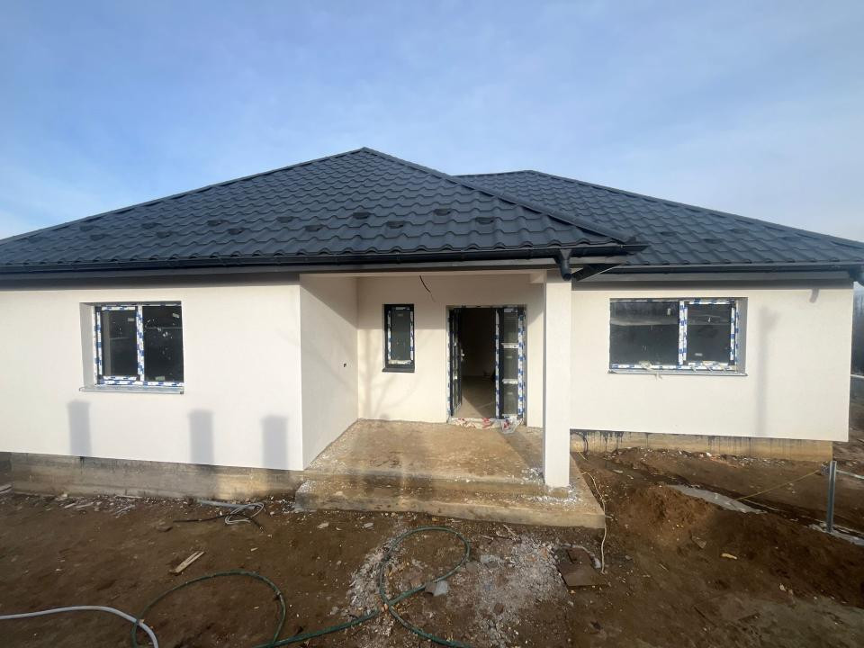 Casă De Vânzare, Zona Păun/Bucium