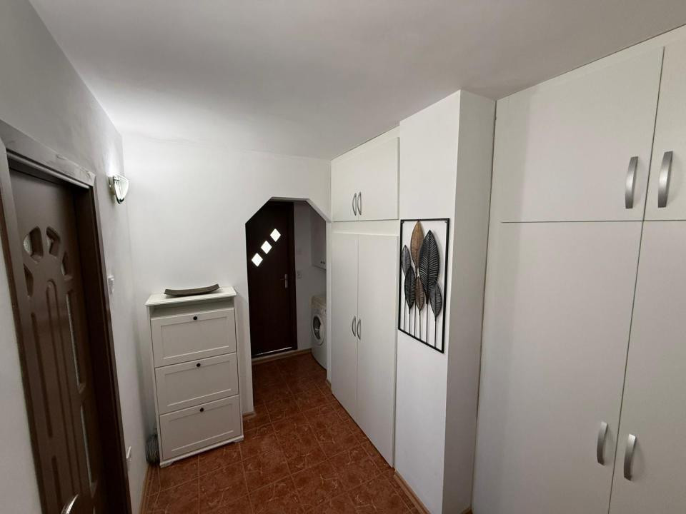 Apartament cu 2 cam, proaspat renovat, spatios, decomandat, in Oancea, Tatarasi!