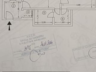 Apartament cu 2 camere langa Palas, et.1, circular! Comision zero!