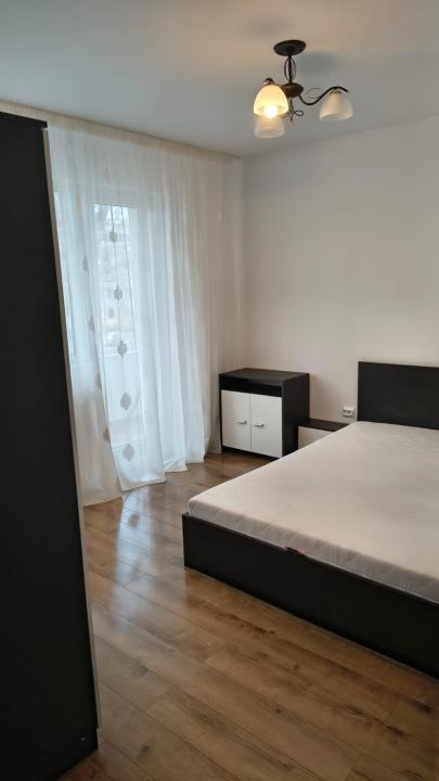 Apartament cu 2 camere semidecomandate, etaj 2, renovat, in Tatarasi!