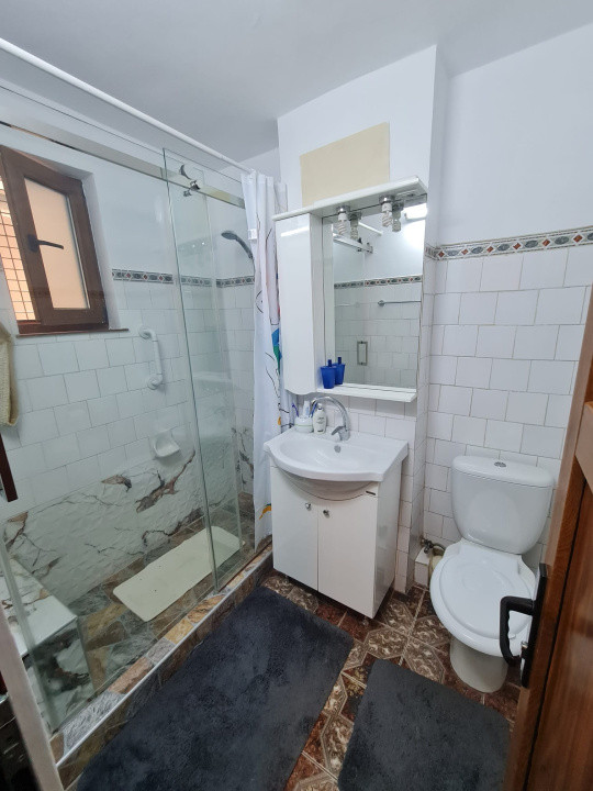 Apartament cu 2 camere semidecomandat renovat, in Tatarasi, cu 2 camere!