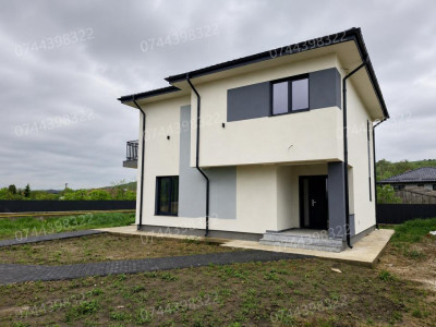 Casă 4 camere Banu, Dumești | 119 mp utili, teren 600 mp | Intabulată