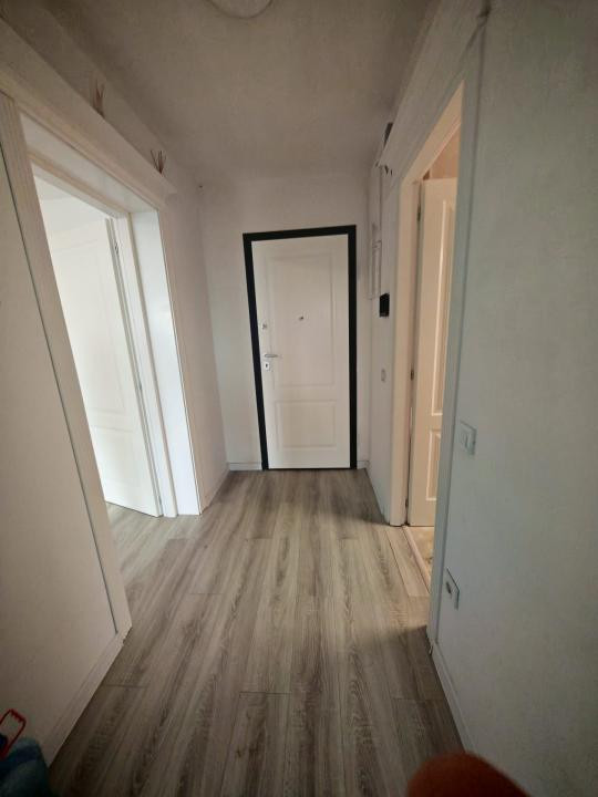 Comision 0!  Apartament nemobilat, camera si bucatarie, la Poitiers Towers!