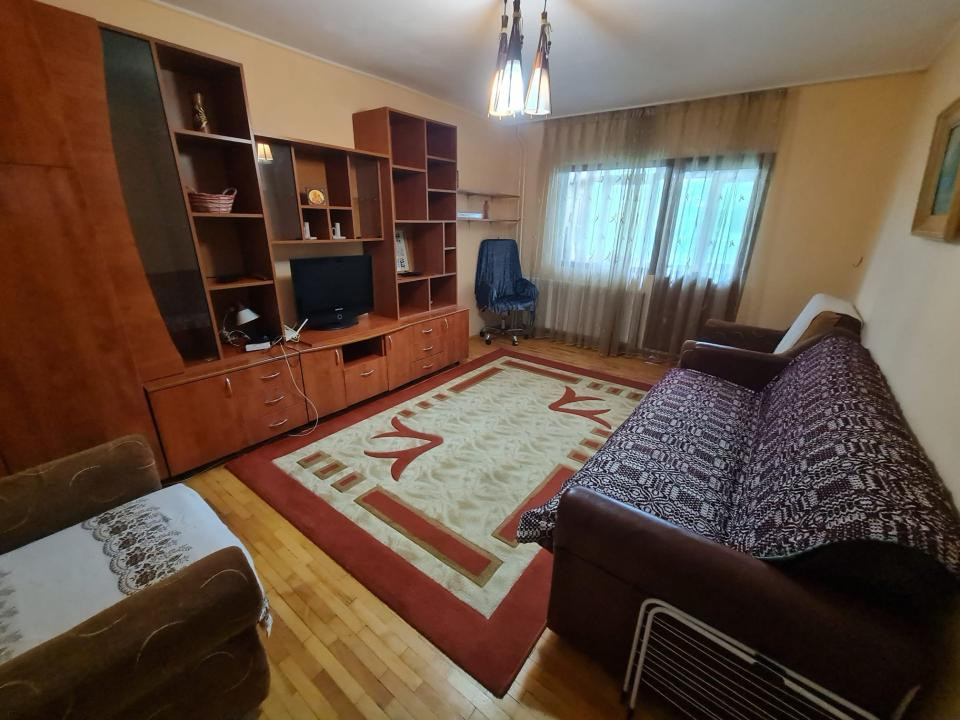 Apartament cu 2 camere decomandat, Al T Neculai, pret corect!