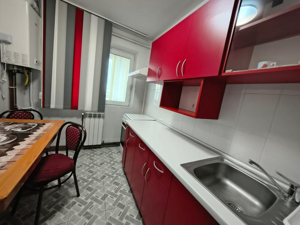 Apartament cu 2 camere SD langa Piata Chirila,Tatarasi!