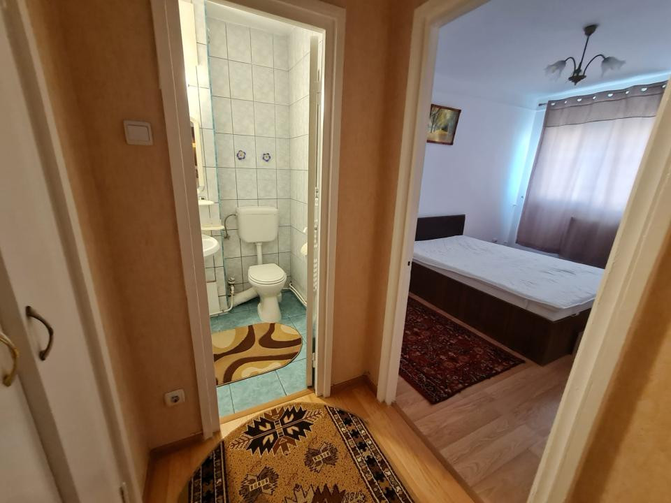 Apartament cu 2 camere in Podu Ros, langa Palas!
