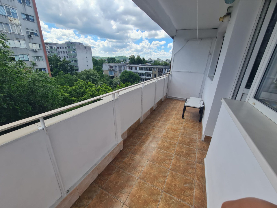 Apartament cu 2 camere in Podu Ros, langa Palas!