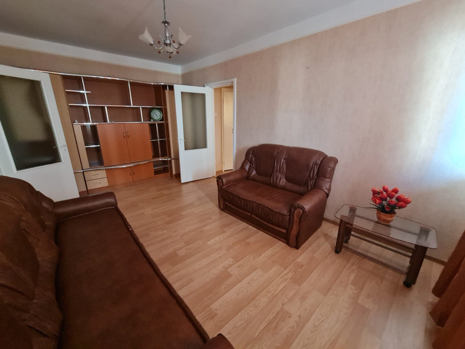 Comision zero!! Apartament cu 2 camere in Podu Ros, langa Palas, renovat!
