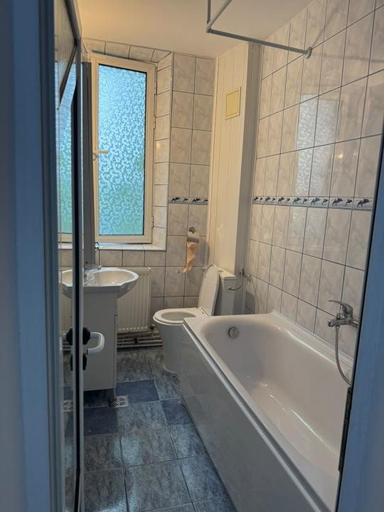 Apartament cu 2 camere decomandat in Centru, Piata Unirii!!