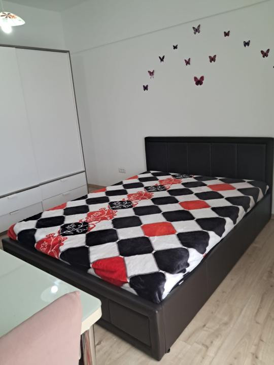 Apartament modern, spatios, luminos, cu 2 camere, la Newton Park, Copou, Sararie