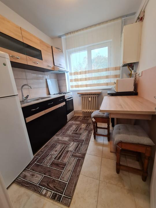 Apartament renovat cu 2 camere in Tatarasi, liber!