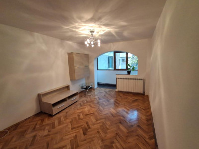 Apartament 3 camere Tudor, etai 1, complet renovat 68 mp util